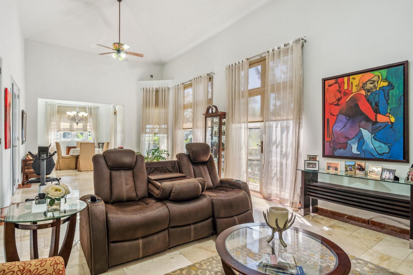Guaynabo, Puerto Rico, 6 Bedrooms Bedrooms, ,5 BathroomsBathrooms,Residential,For Sale,1780058