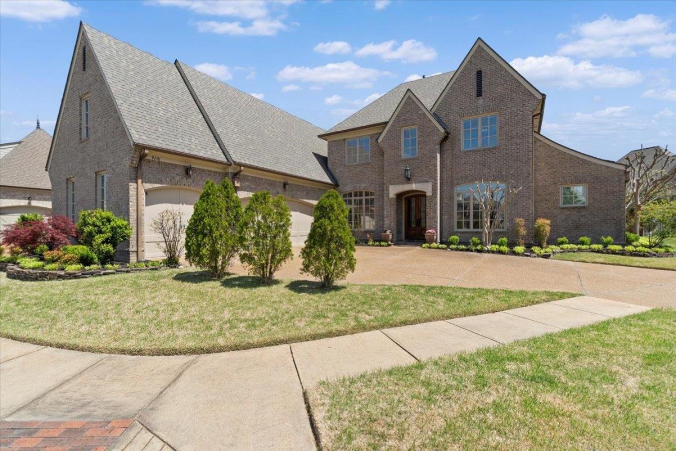 Germantown, Tennessee, 38139, United States, 4 Bedrooms Bedrooms, ,3 BathroomsBathrooms,Residential,For Sale,1780056