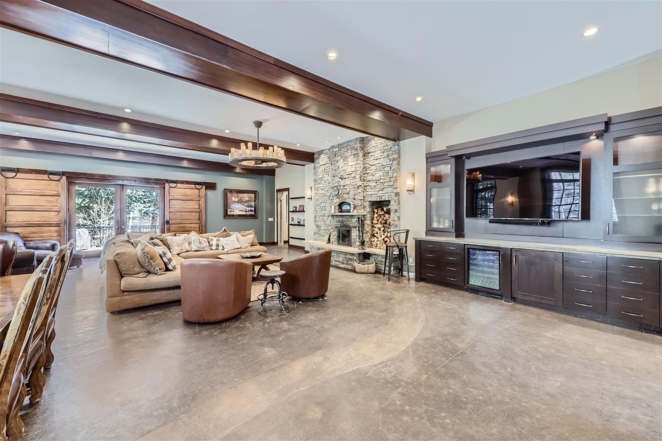 Idaho Springs, Colorado, 80452, United States, 3 Bedrooms Bedrooms, ,3 BathroomsBathrooms,Residential,For Sale,1780055