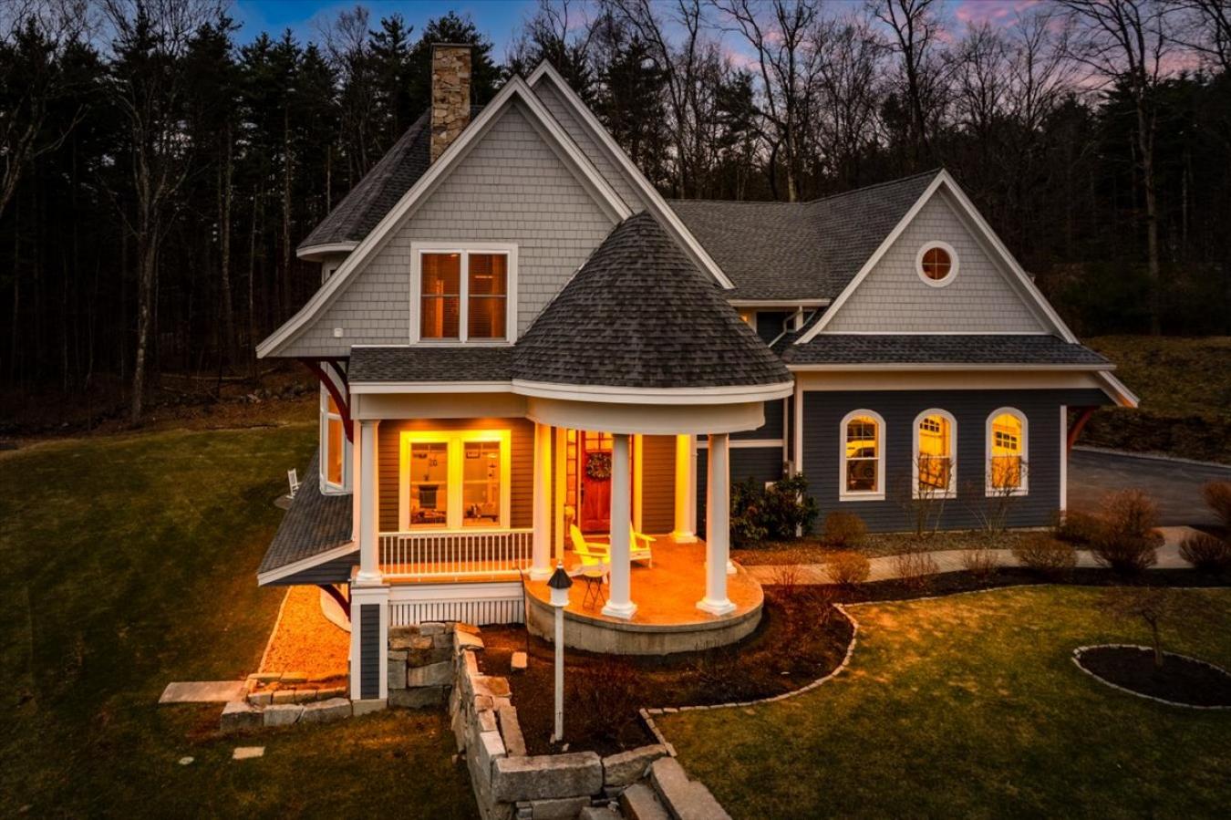 Hollis, New Hampshire, 03049, United States, 5 Bedrooms Bedrooms, ,4 BathroomsBathrooms,Residential,For Sale,1780052