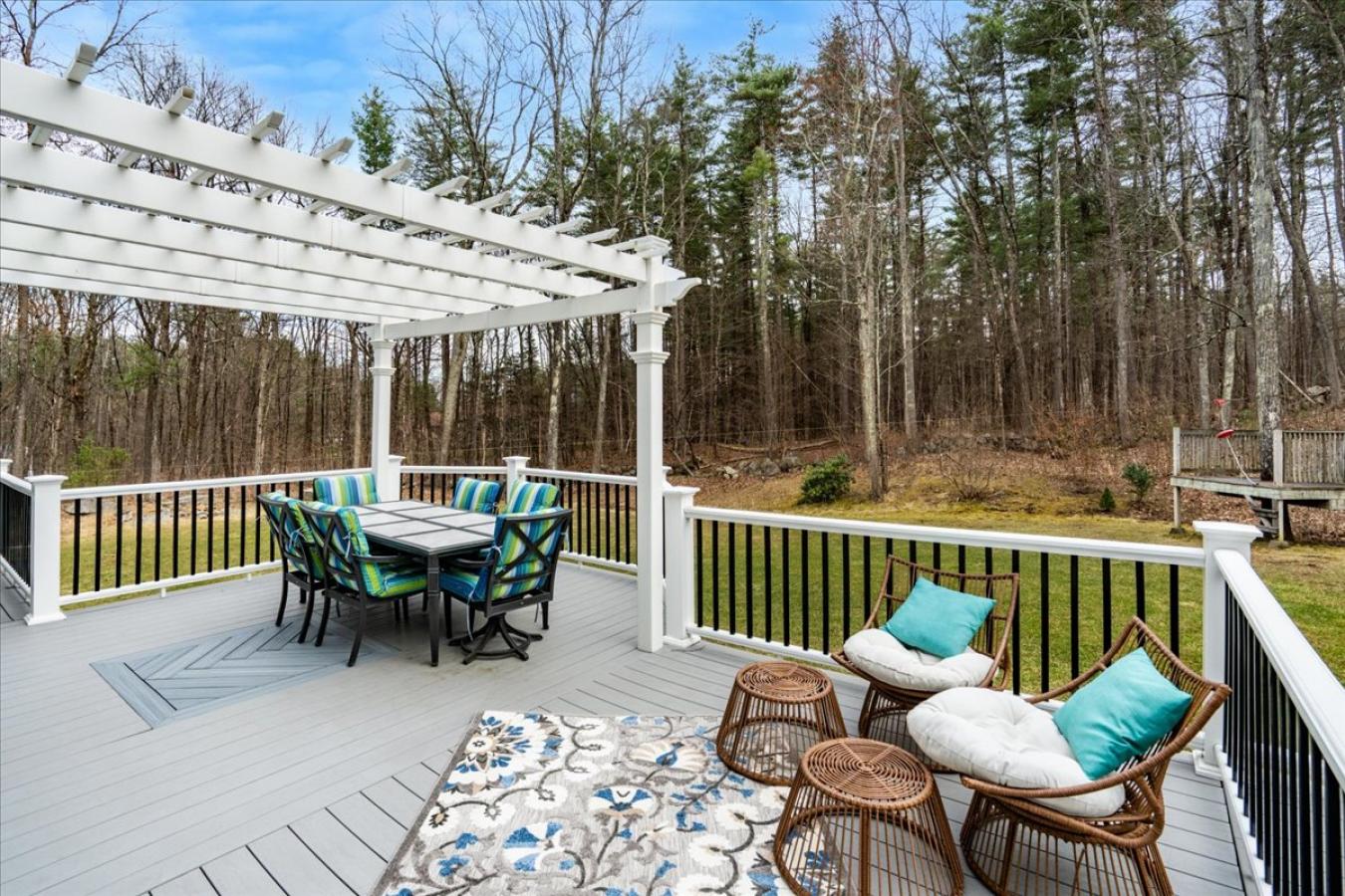 Hollis, New Hampshire, 03049, United States, 5 Bedrooms Bedrooms, ,4 BathroomsBathrooms,Residential,For Sale,1780052