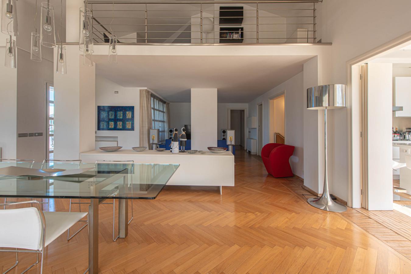 Roma, RM, 00124, Italy, 5 Bedrooms Bedrooms, ,7 BathroomsBathrooms,Residential,For Sale,1801016