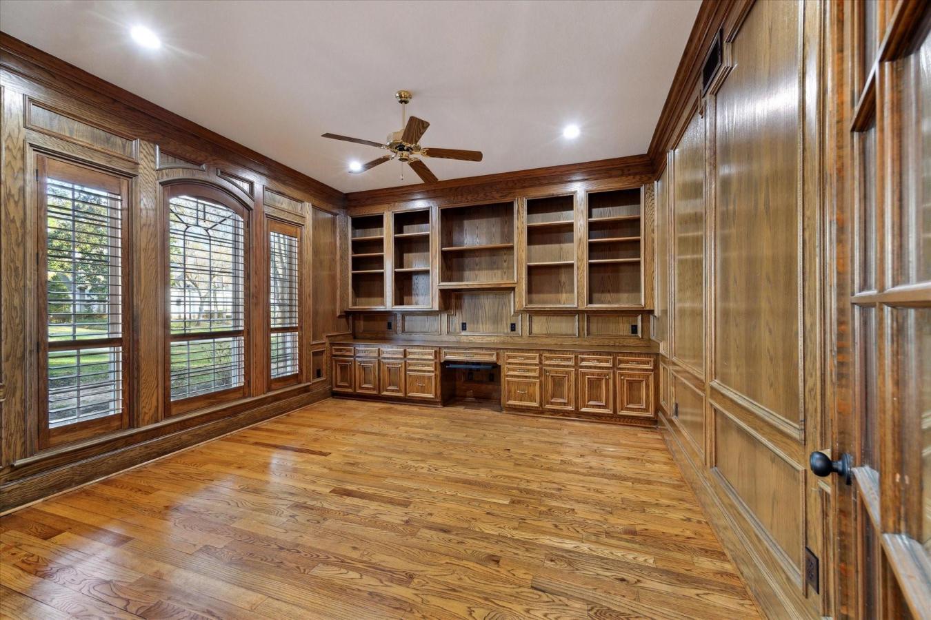 Kingwood, Texas, 77339, United States, 6 Bedrooms Bedrooms, ,5 BathroomsBathrooms,Residential,For Sale,1781383