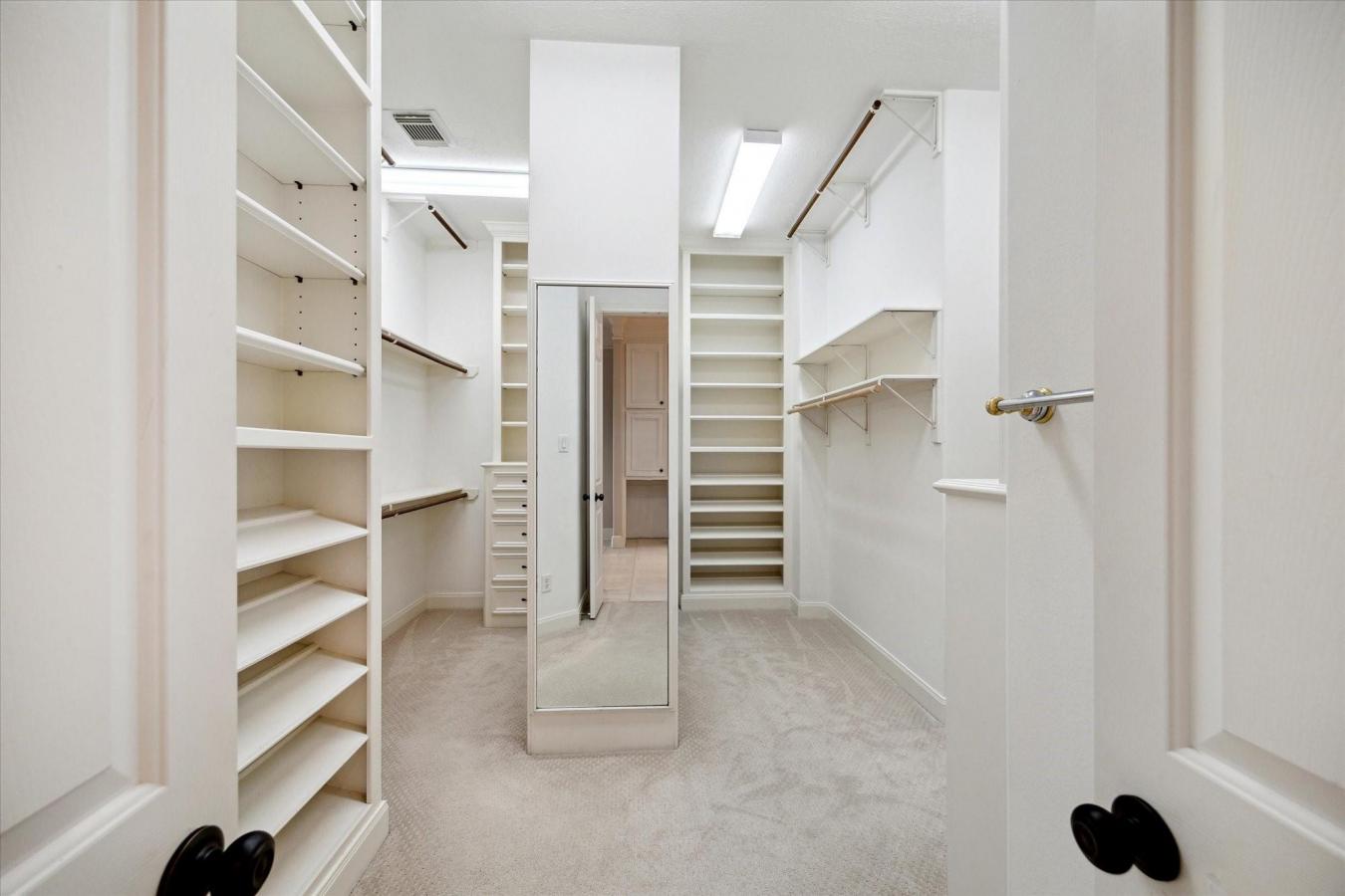 Kingwood, Texas, 77339, United States, 6 Bedrooms Bedrooms, ,5 BathroomsBathrooms,Residential,For Sale,1781383