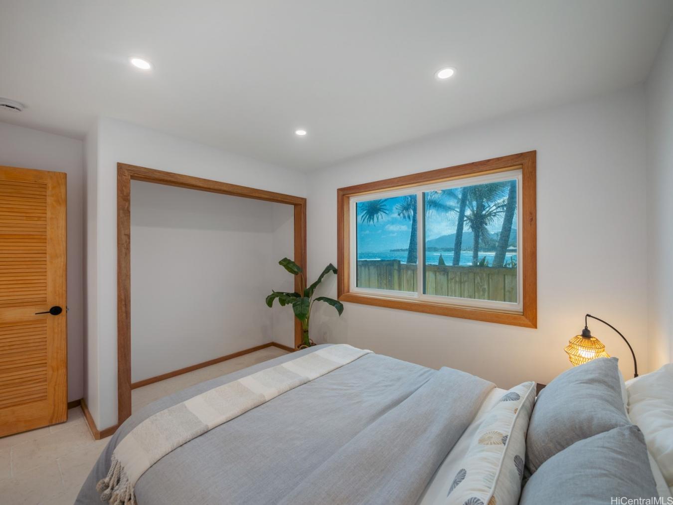 Hauula, Hawaii, 96717, United States, 9 Bedrooms Bedrooms, ,6 BathroomsBathrooms,Residential,For Sale,1781695