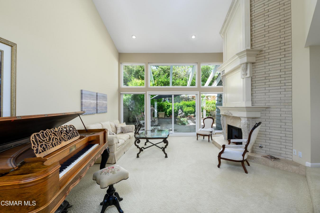 Westlake Village, California, 91362, United States, 2 Bedrooms Bedrooms, ,2 BathroomsBathrooms,Residential,For Sale,1781694