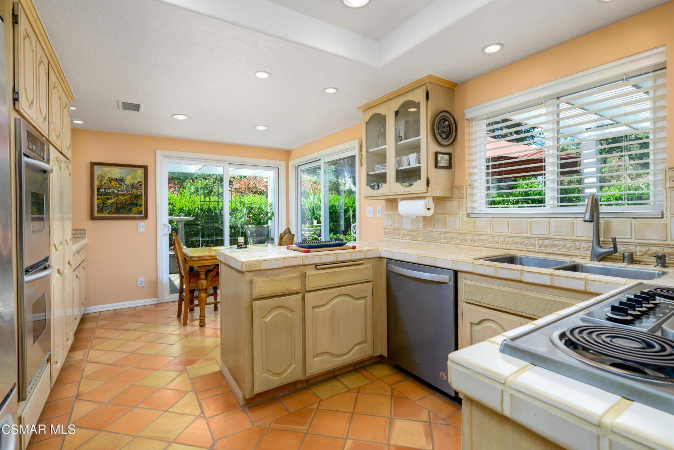 Westlake Village, California, 91362, United States, 2 Bedrooms Bedrooms, ,2 BathroomsBathrooms,Residential,For Sale,1781694