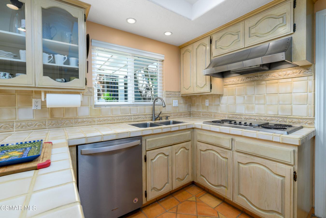 Westlake Village, California, 91362, United States, 2 Bedrooms Bedrooms, ,2 BathroomsBathrooms,Residential,For Sale,1781694