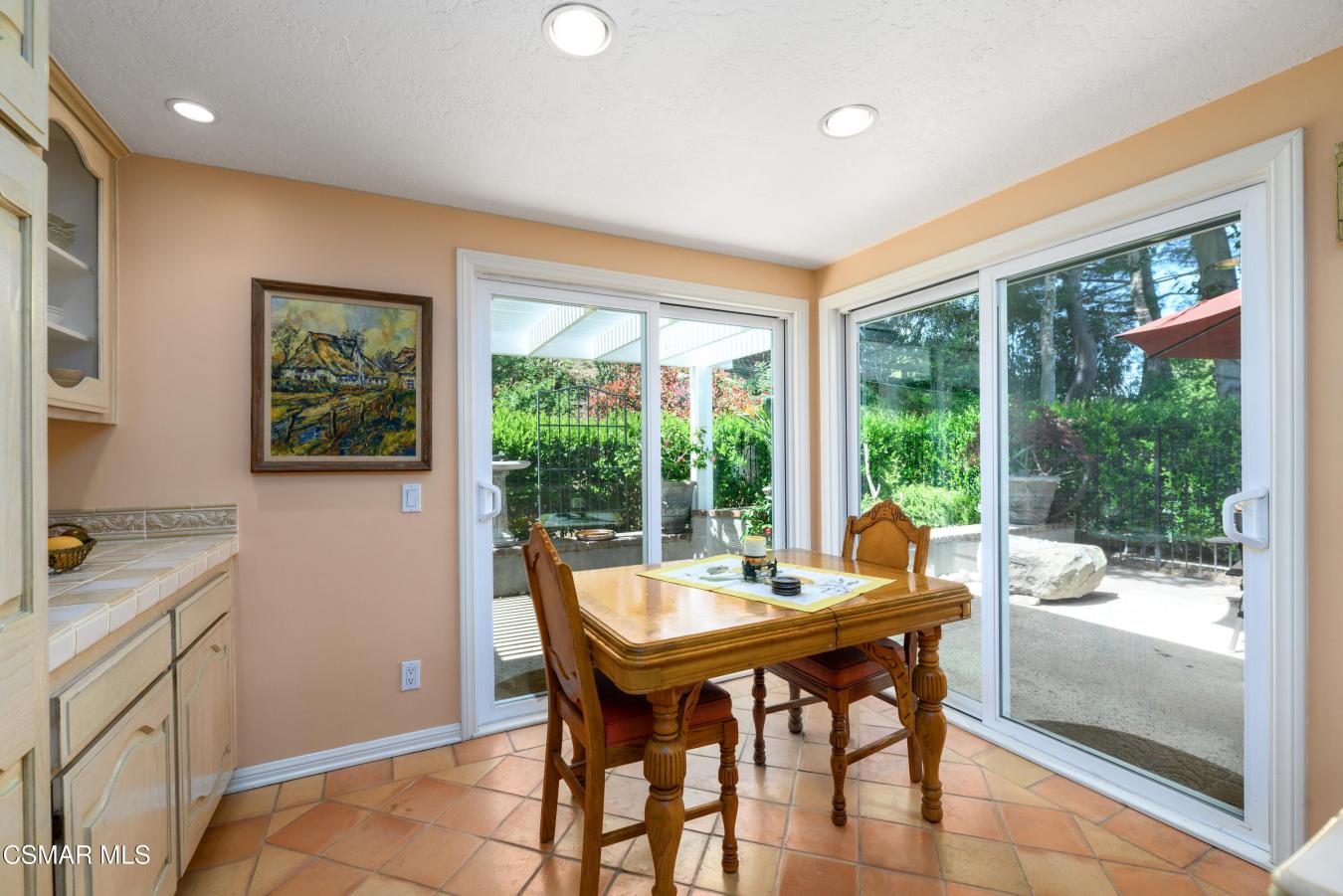 Westlake Village, California, 91362, United States, 2 Bedrooms Bedrooms, ,2 BathroomsBathrooms,Residential,For Sale,1781694