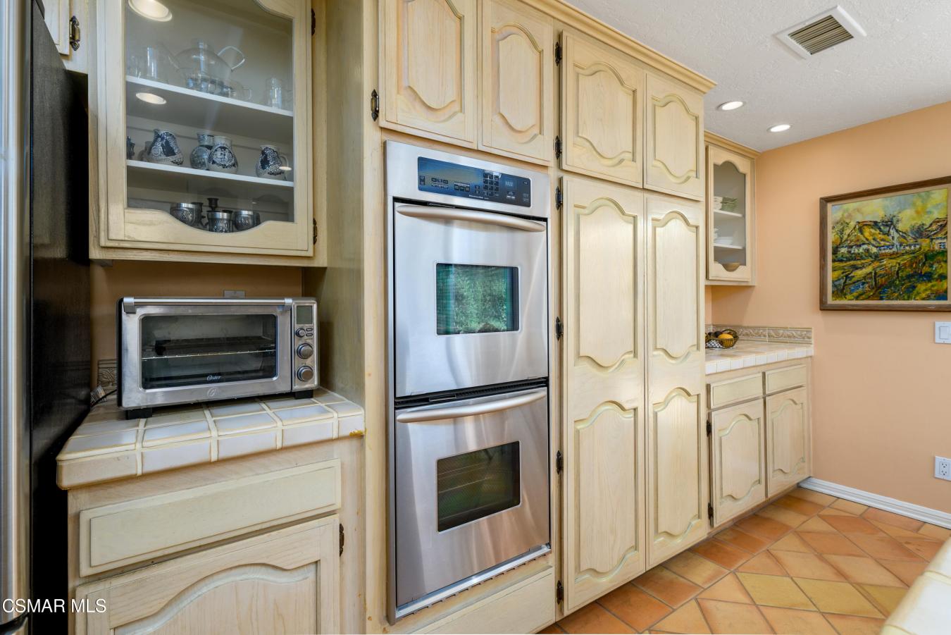 Westlake Village, California, 91362, United States, 2 Bedrooms Bedrooms, ,2 BathroomsBathrooms,Residential,For Sale,1781694