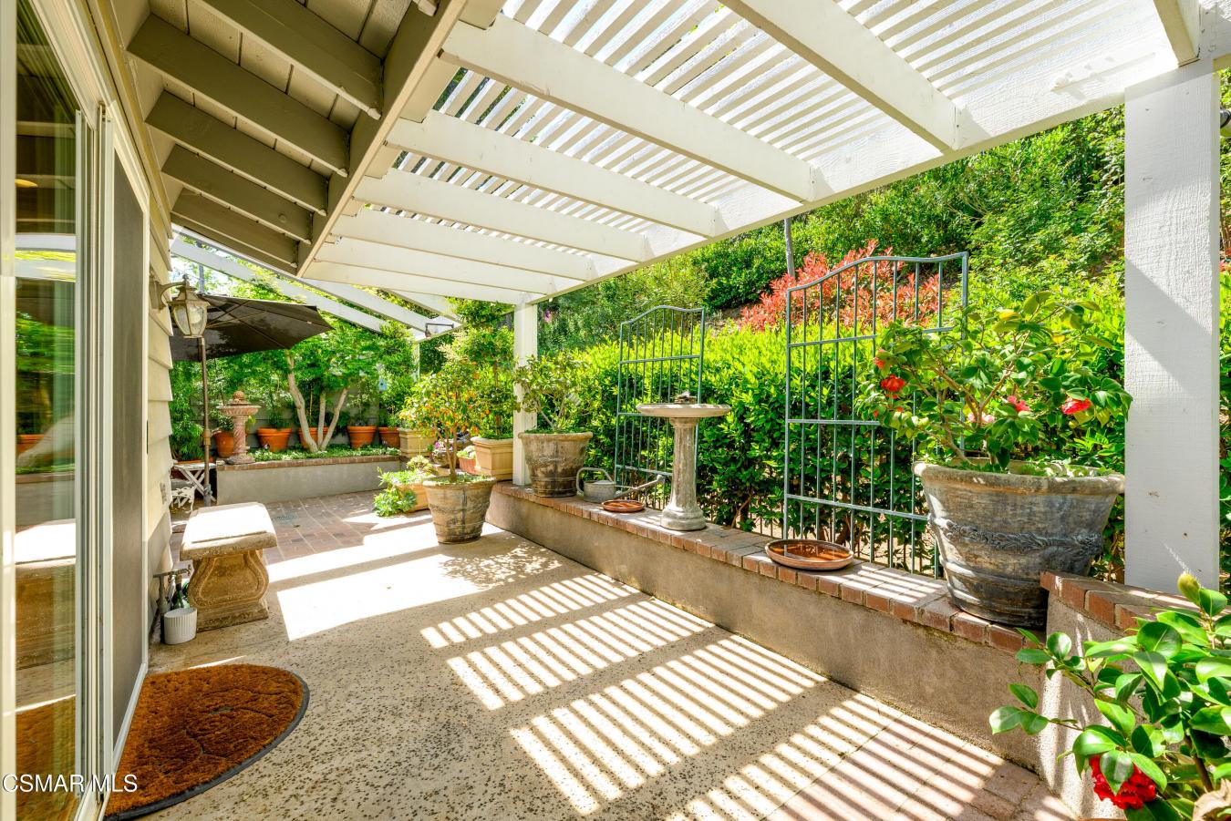 Westlake Village, California, 91362, United States, 2 Bedrooms Bedrooms, ,2 BathroomsBathrooms,Residential,For Sale,1781694