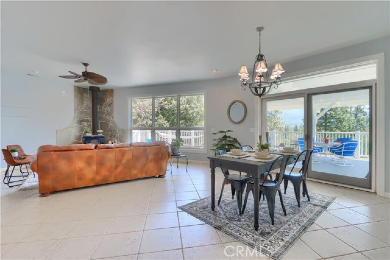 Mariposa, California, 95338, United States, 3 Bedrooms Bedrooms, ,2 BathroomsBathrooms,Residential,For Sale,1781693