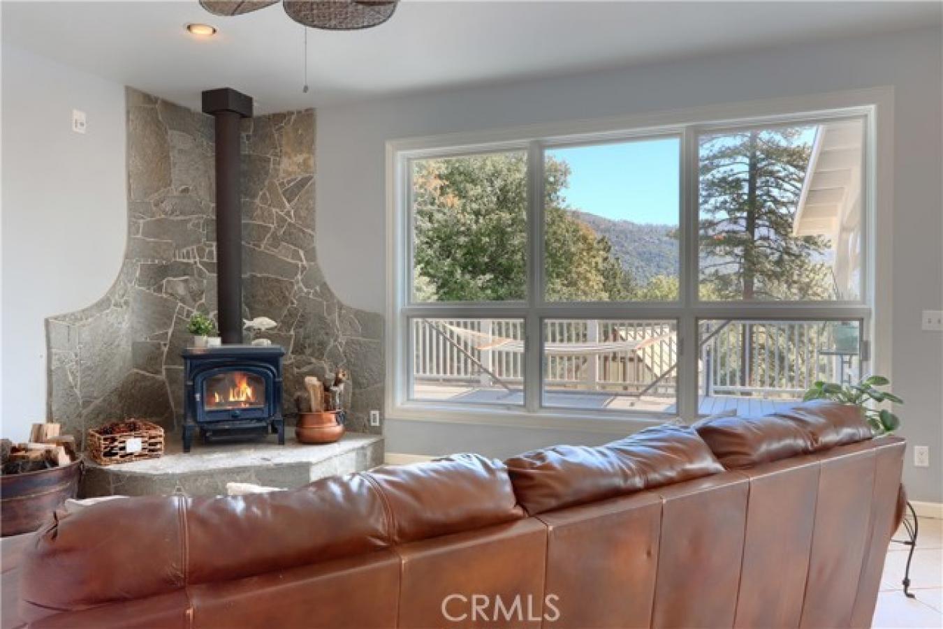 Mariposa, California, 95338, United States, 3 Bedrooms Bedrooms, ,2 BathroomsBathrooms,Residential,For Sale,1781693