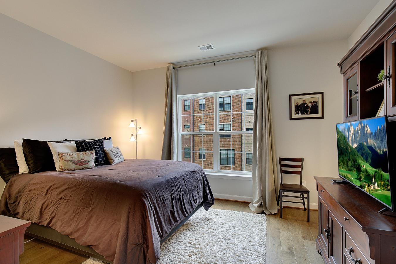 NATIONAL HARBOR, Maryland, 20745, United States, 3 Bedrooms Bedrooms, ,3 BathroomsBathrooms,Residential,For Sale,1787028