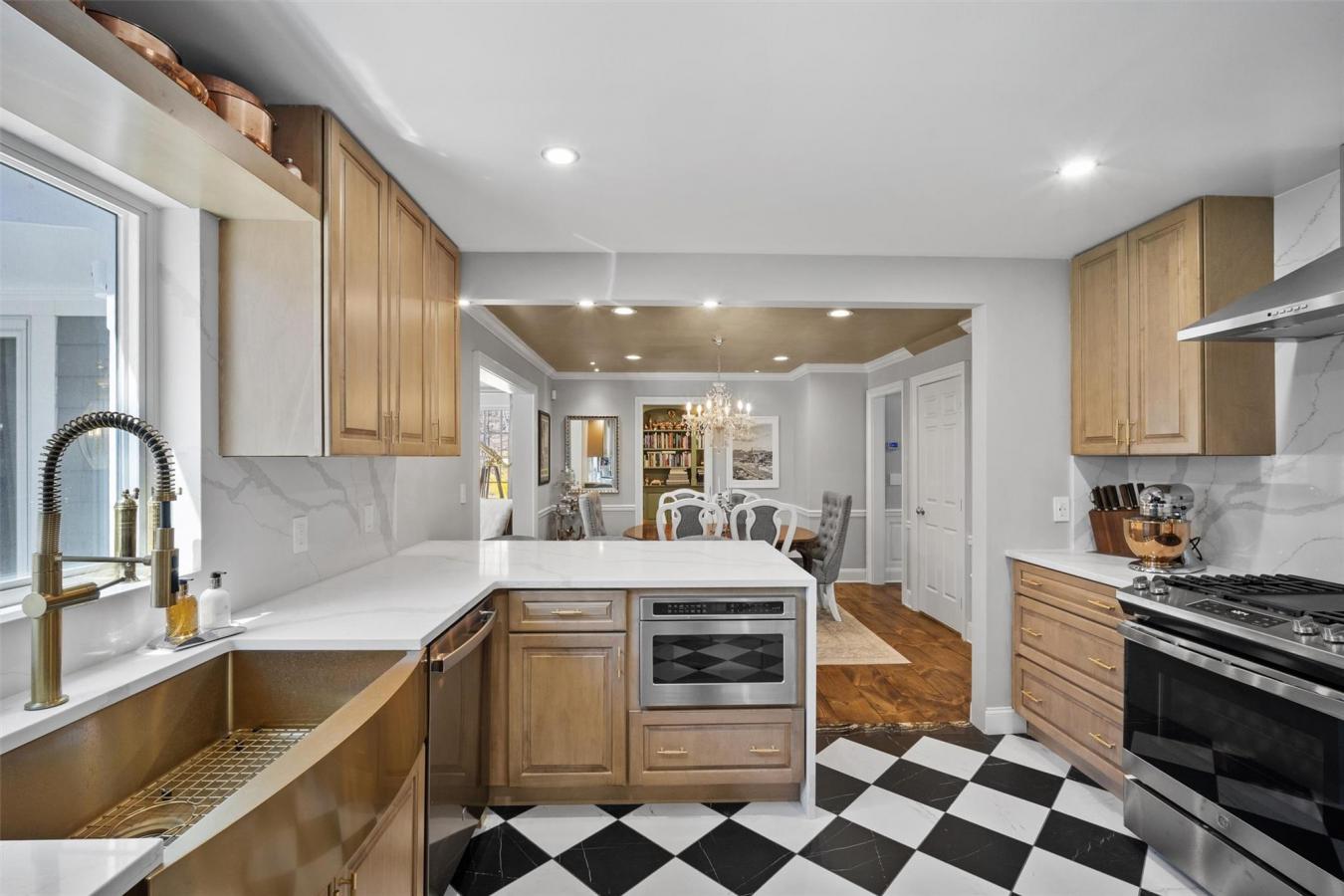 Holmes, New York, 12531, United States, 4 Bedrooms Bedrooms, ,2 BathroomsBathrooms,Residential,For Sale,1781688