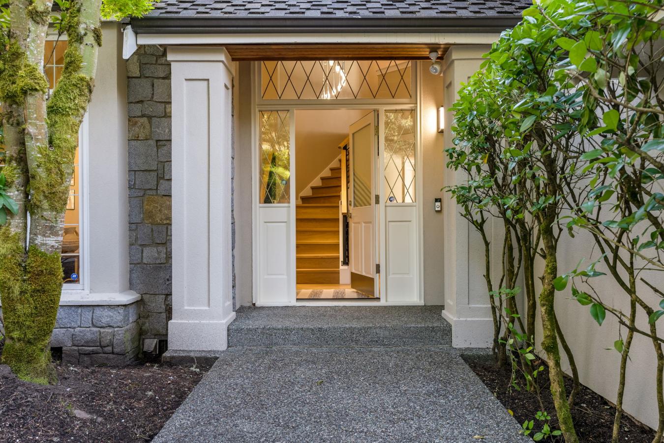 Sammamish, Washington, 98075, United States, 6 Bedrooms Bedrooms, ,3 BathroomsBathrooms,Residential,For Sale,1781686