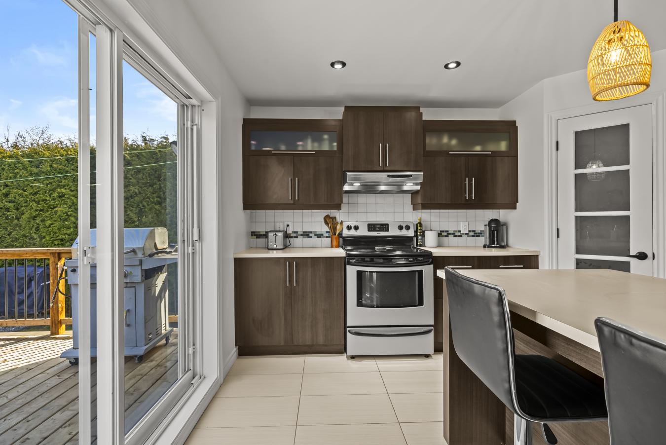 Saint-Angèle-de-Monnoir, QC, J0L 1P0, Canada, 3 Bedrooms Bedrooms, ,2 BathroomsBathrooms,Residential,For Sale,1781682