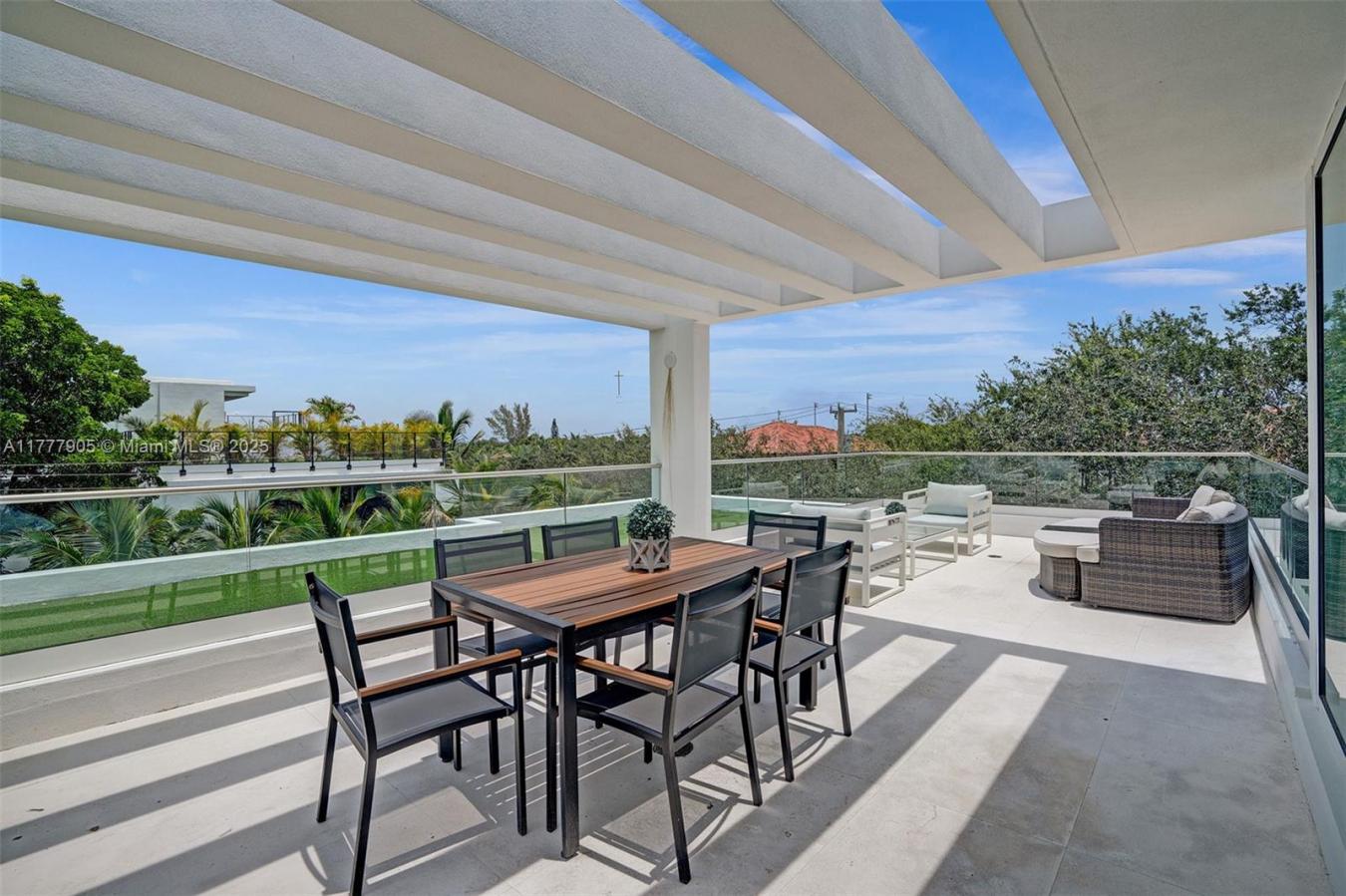 Key Biscayne, Florida, 33149, United States, 5 Bedrooms Bedrooms, ,5 BathroomsBathrooms,Residential,For Sale,1781677