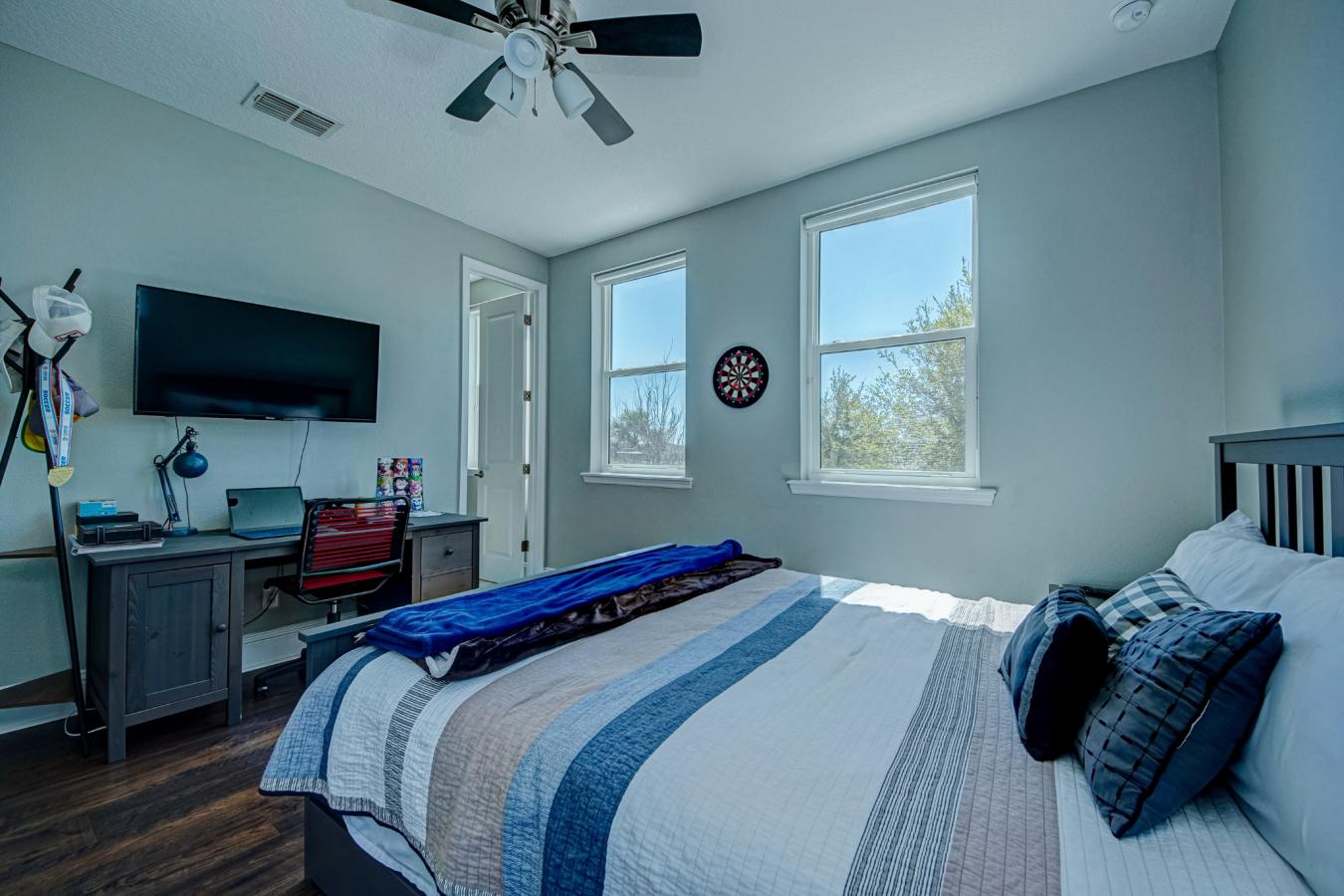 Orlando, Florida, 32827, United States, 4 Bedrooms Bedrooms, ,4 BathroomsBathrooms,Residential,For Sale,1782481