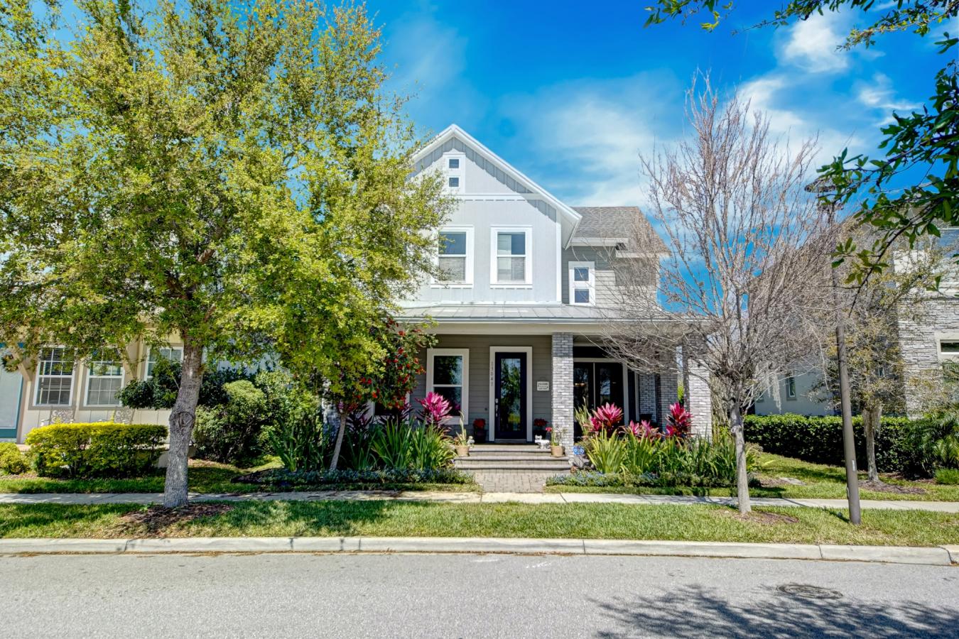 Orlando, Florida, 32827, United States, 4 Bedrooms Bedrooms, ,4 BathroomsBathrooms,Residential,For Sale,1782481