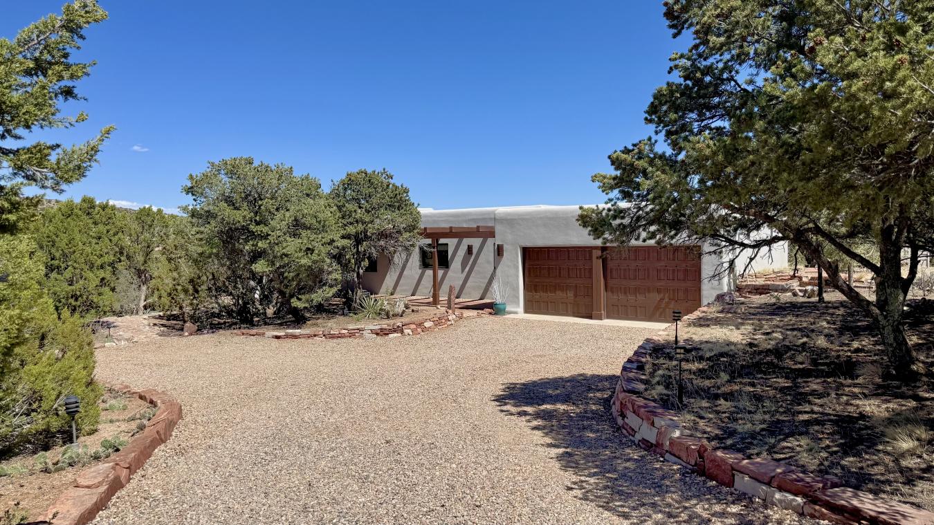 Santa Fe, New Mexico, 87508, United States, 3 Bedrooms Bedrooms, ,2 BathroomsBathrooms,Residential,For Sale,1832146