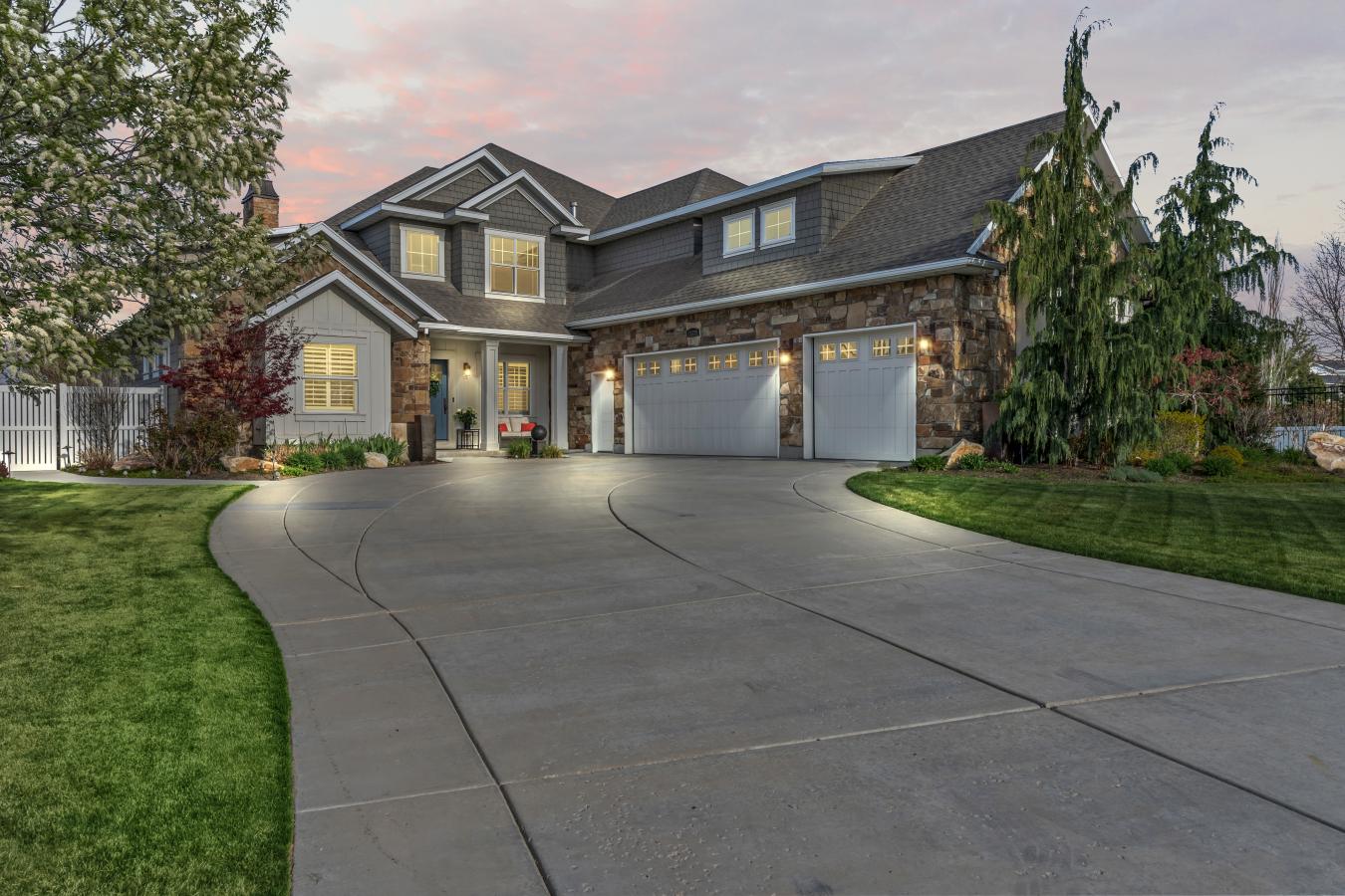 Riverton, Utah, 84065, United States, 5 Bedrooms Bedrooms, ,3 BathroomsBathrooms,Residential,For Sale,1782475 Riverton, Utah, 84065, United States, 5 Bedrooms Bedrooms, ,3 BathroomsBathrooms,Residential,For Sale,1782475