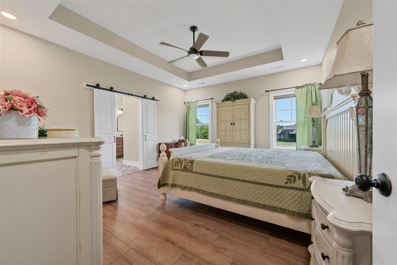 Alvaton, Kentucky, 42122, United States, 5 Bedrooms Bedrooms, ,3 BathroomsBathrooms,Residential,For Sale,1782474