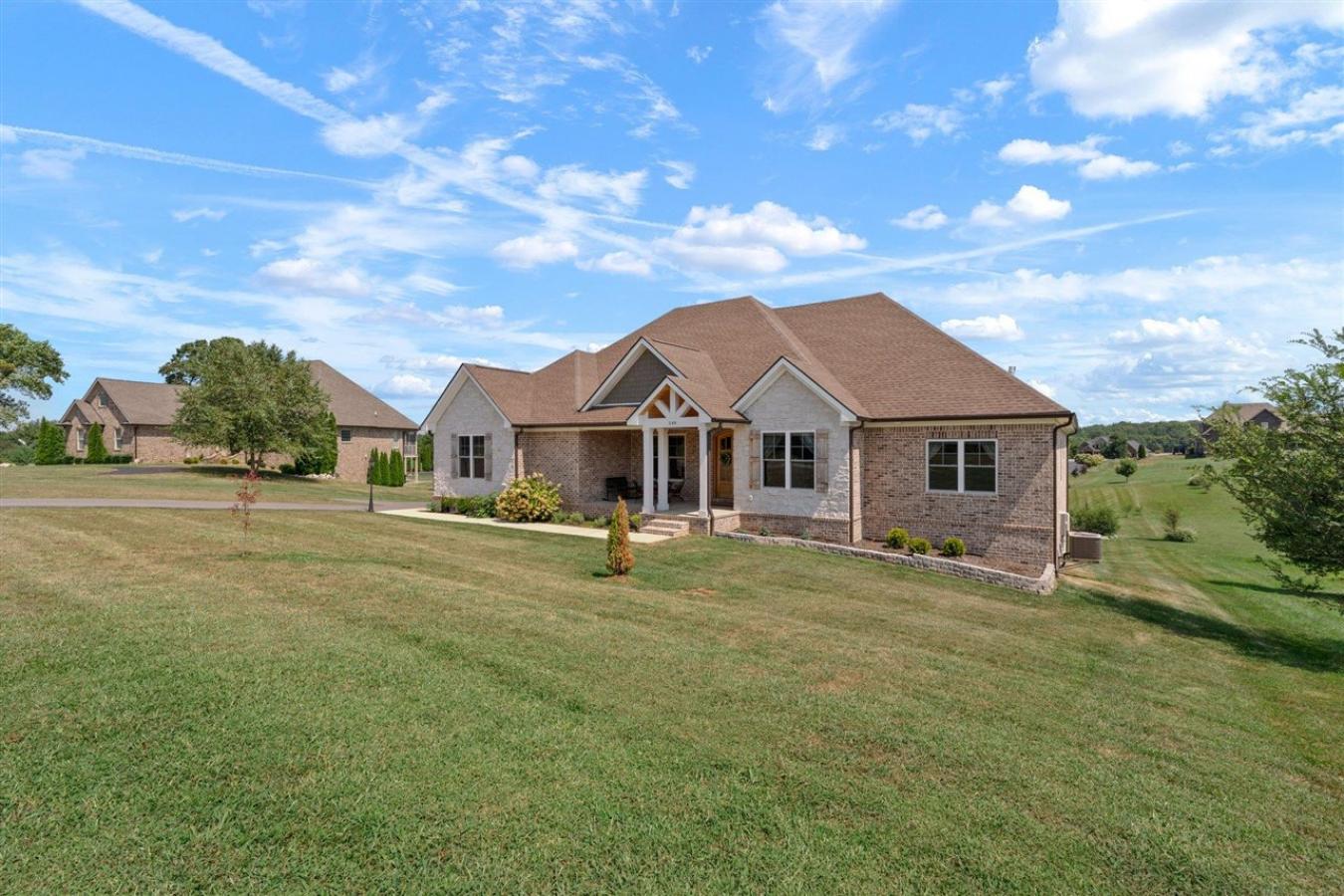 Alvaton, Kentucky, 42122, United States, 5 Bedrooms Bedrooms, ,3 BathroomsBathrooms,Residential,For Sale,1782474