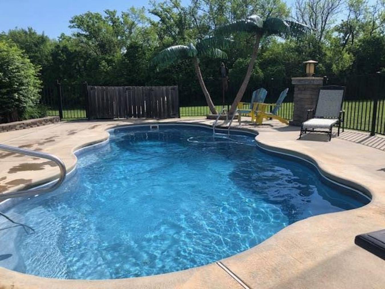 Topeka, Kansas, 66546, United States, 4 Bedrooms Bedrooms, ,5 BathroomsBathrooms,Residential,For Sale,1781673