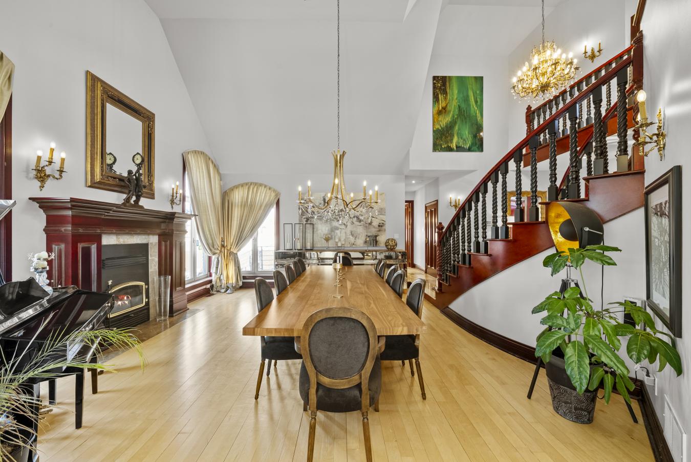 Brossard, QC, J4X 2H3, Canada, 5 Bedrooms Bedrooms, ,3 BathroomsBathrooms,Residential,For Sale,1782470