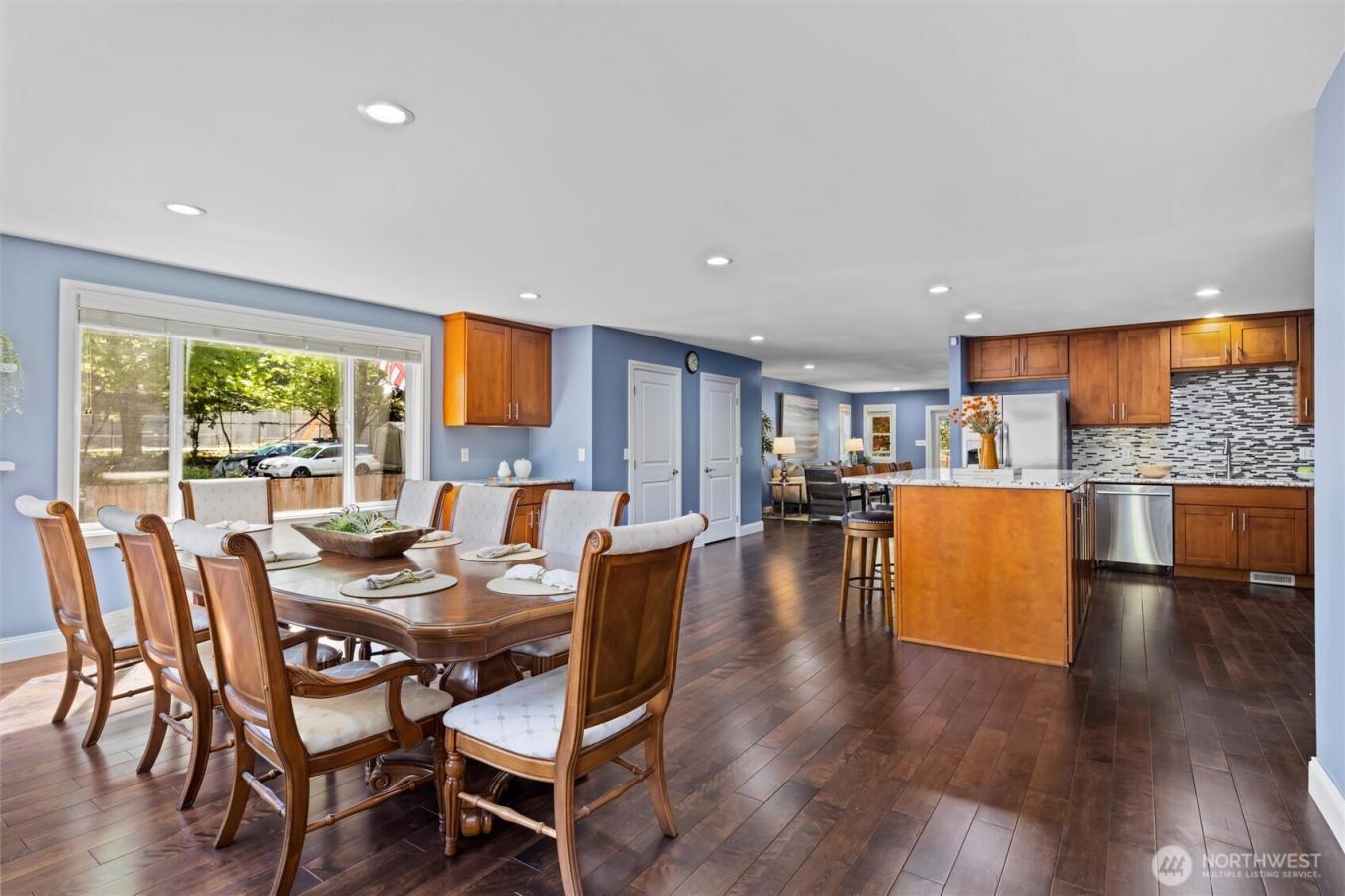 Burien, Washington, 98166, United States, 5 Bedrooms Bedrooms, ,3 BathroomsBathrooms,Residential,For Sale,1782468