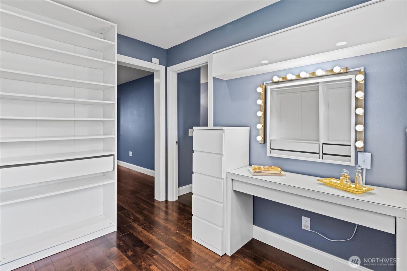 Burien, Washington, 98166, United States, 5 Bedrooms Bedrooms, ,3 BathroomsBathrooms,Residential,For Sale,1782468