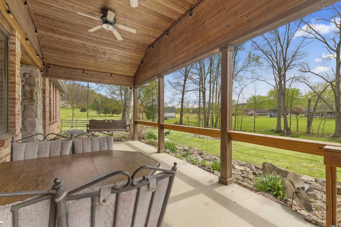 Ashland, Kentucky, 41102, United States, 5 Bedrooms Bedrooms, ,4 BathroomsBathrooms,Residential,For Sale,1782464