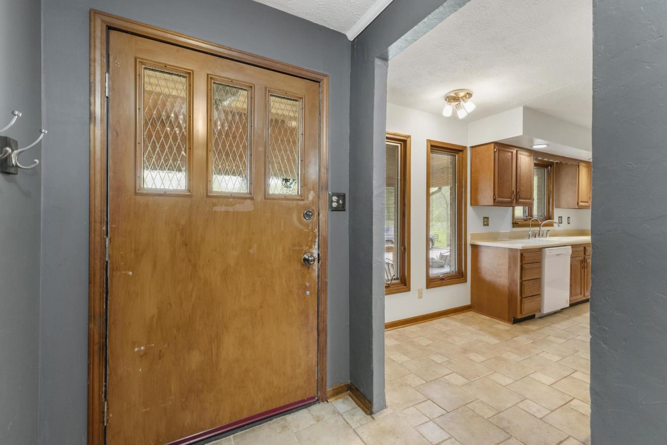 Ashland, Kentucky, 41102, United States, 5 Bedrooms Bedrooms, ,4 BathroomsBathrooms,Residential,For Sale,1782464