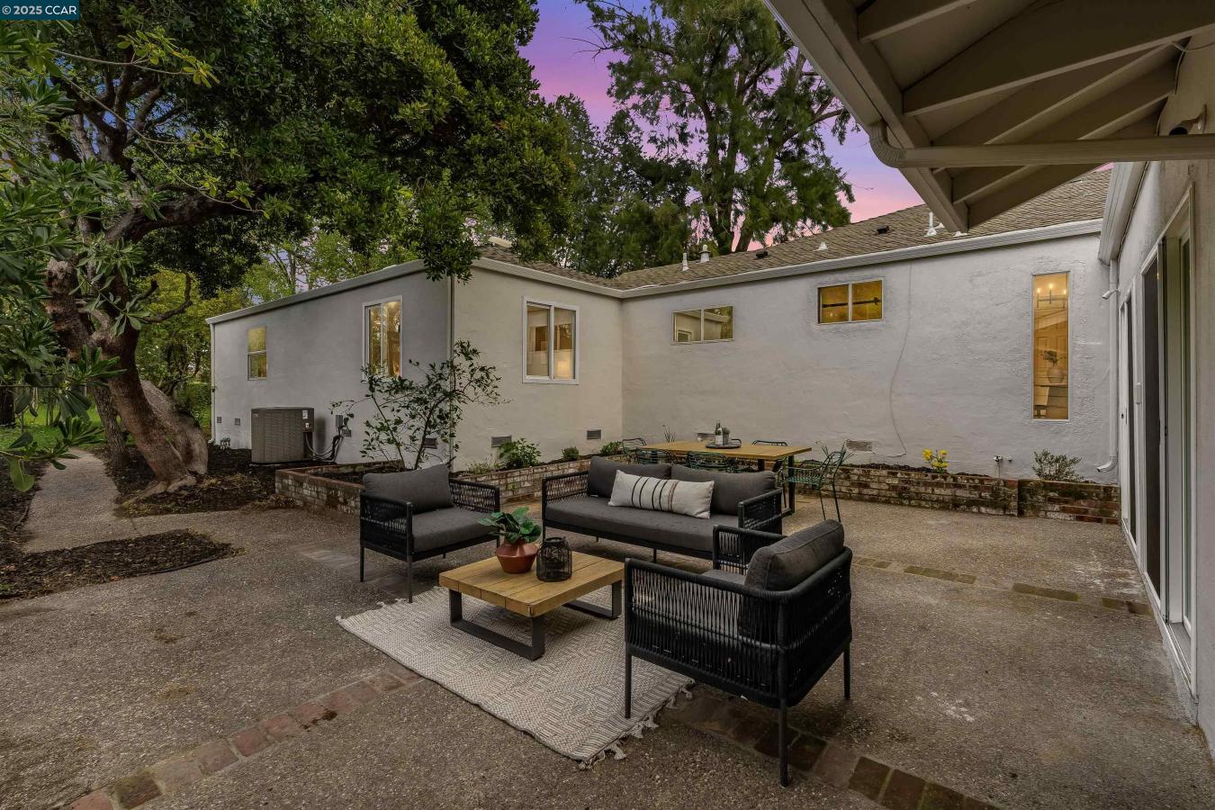 Pleasanton, California, 94566, United States, 4 Bedrooms Bedrooms, ,2 BathroomsBathrooms,Residential,For Sale,1782728