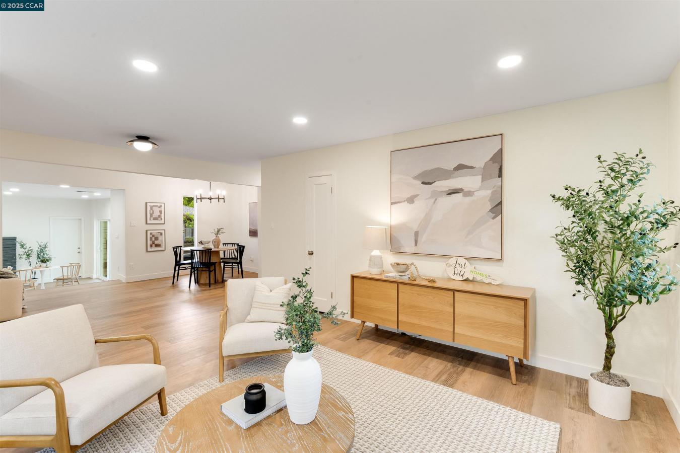 Pleasanton, California, 94566, United States, 4 Bedrooms Bedrooms, ,2 BathroomsBathrooms,Residential,For Sale,1782728