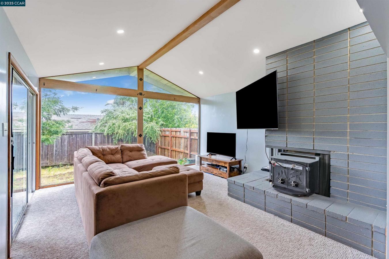 Walnut Creek, California, 94595, United States, 4 Bedrooms Bedrooms, ,3 BathroomsBathrooms,Residential,For Sale,1786756