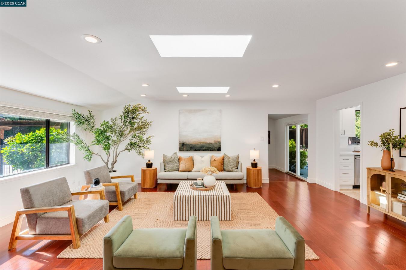 Walnut Creek, California, 94596, United States, 4 Bedrooms Bedrooms, ,2 BathroomsBathrooms,Residential,For Sale,1786755