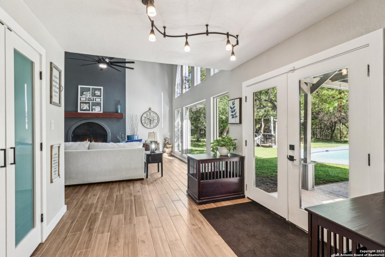 Helotes, Texas, 78023, United States, 4 Bedrooms Bedrooms, ,3 BathroomsBathrooms,Residential,For Sale,1786753