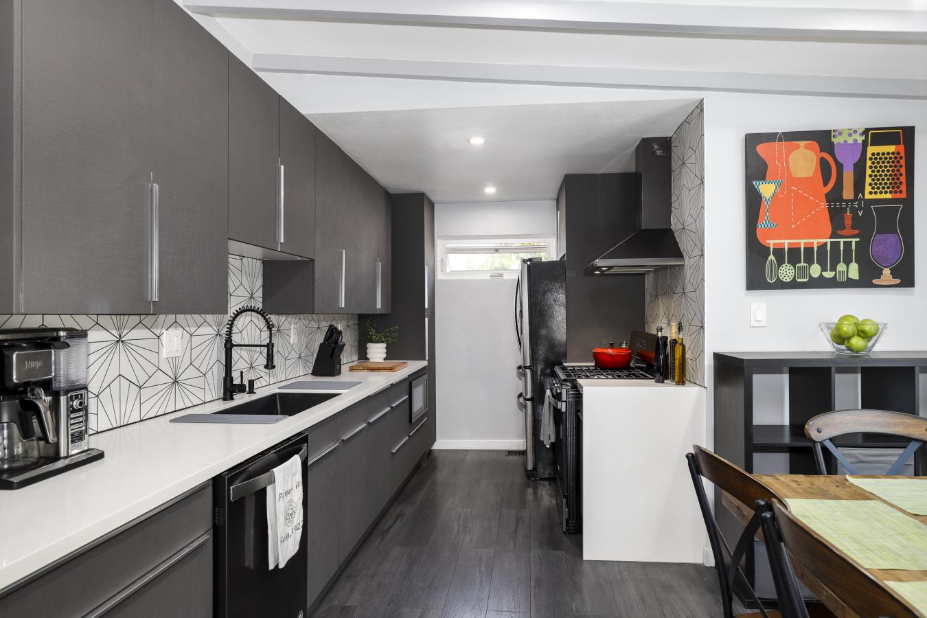 Los Angeles, California, 90063, United States, 3 Bedrooms Bedrooms, ,2 BathroomsBathrooms,Residential,For Sale,1786752