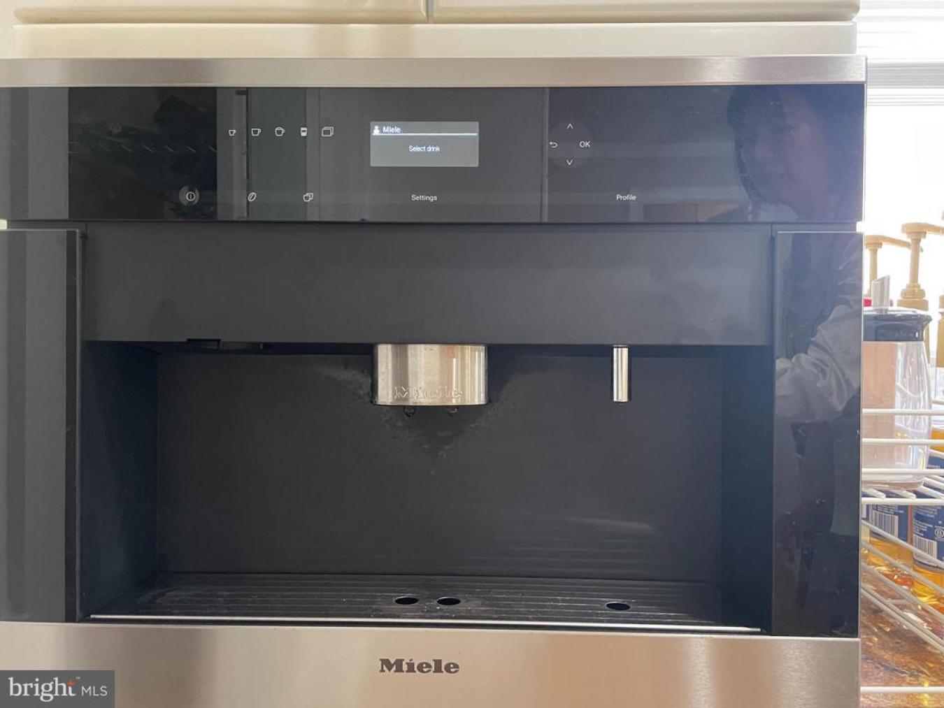 Washington, District Of Columbia, 20012, United States, 5 Bedrooms Bedrooms, ,3 BathroomsBathrooms,Residential,For Sale,1786751