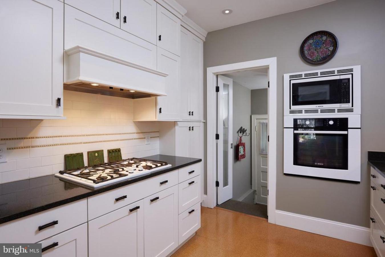 Washington, District Of Columbia, 20016, United States, 3 Bedrooms Bedrooms, ,2 BathroomsBathrooms,Residential,For Sale,1786750