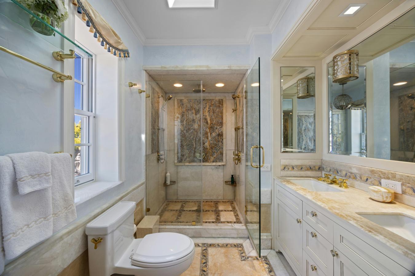 New York, New York, 10028, United States, 2 Bedrooms Bedrooms, ,2 BathroomsBathrooms,Residential,For Sale,1782459