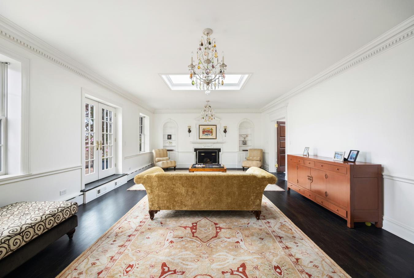 New York, New York, 10028, United States, 2 Bedrooms Bedrooms, ,2 BathroomsBathrooms,Residential,For Sale,1782459