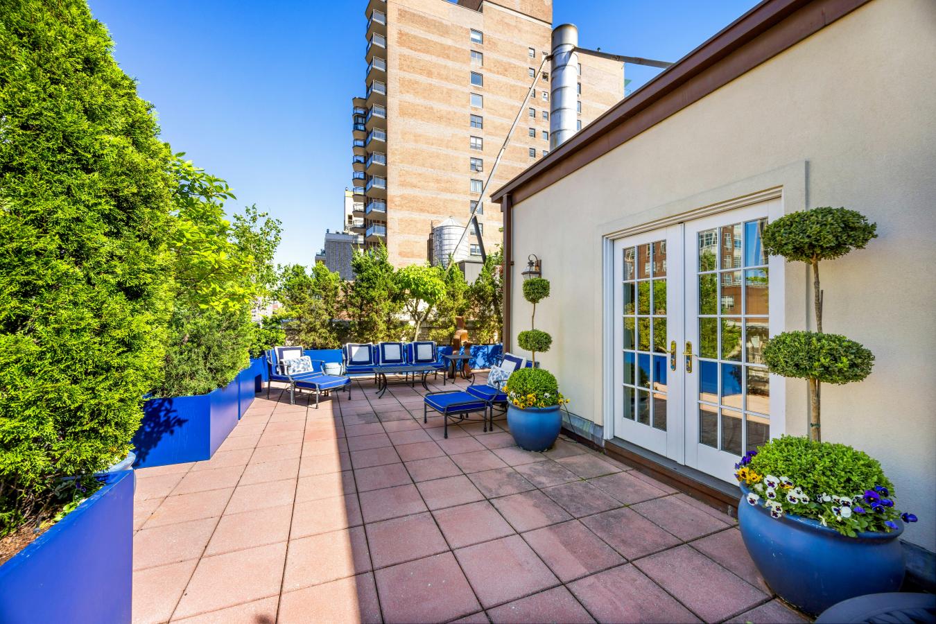 New York, New York, 10028, United States, 2 Bedrooms Bedrooms, ,2 BathroomsBathrooms,Residential,For Sale,1782459