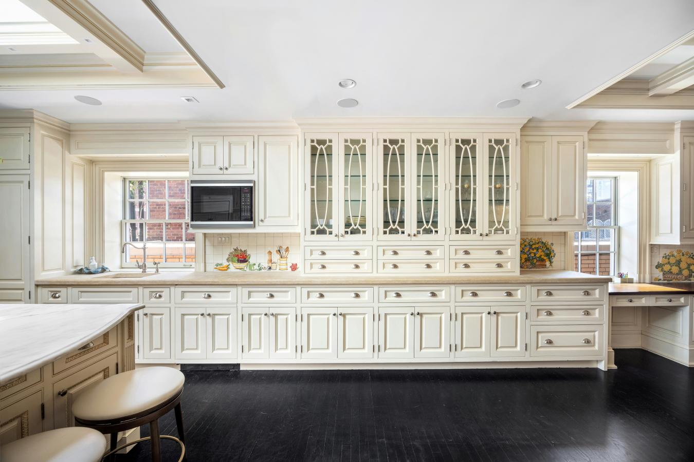New York, New York, 10028, United States, 2 Bedrooms Bedrooms, ,2 BathroomsBathrooms,Residential,For Sale,1782459