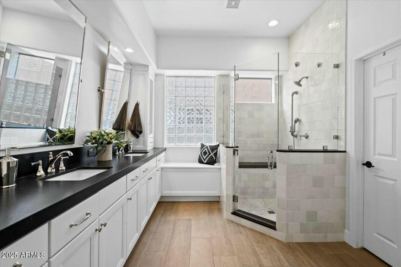 Scottsdale, Arizona, 85255, United States, 3 Bedrooms Bedrooms, ,Residential,For Sale,1787026