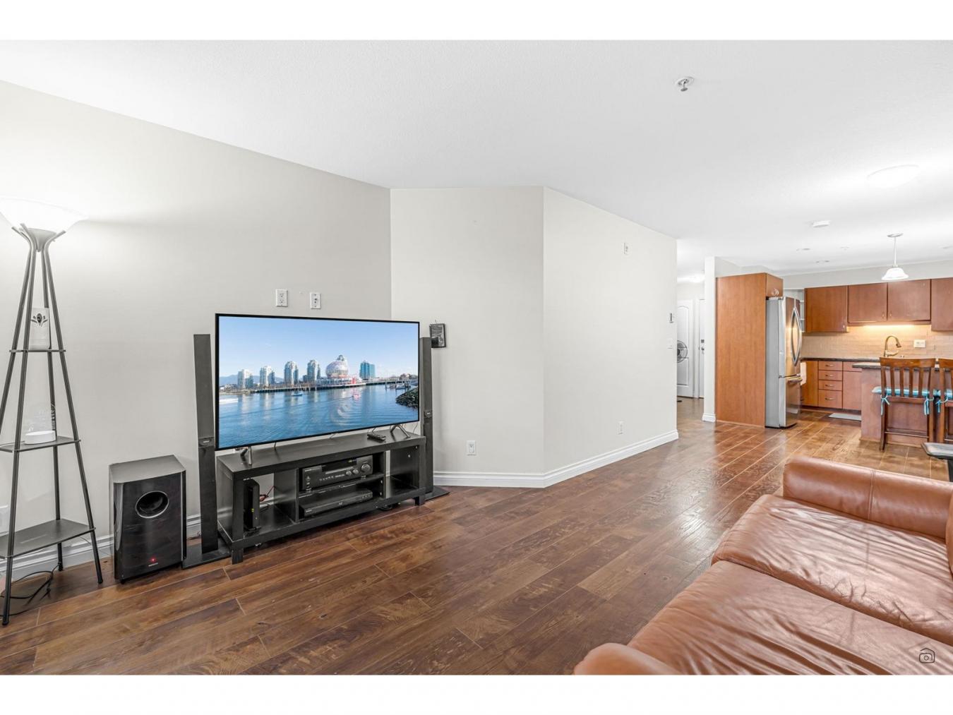 Langley, BC, V3A3X6, Canada, 2 Bedrooms Bedrooms, ,Residential,For Sale,1787022