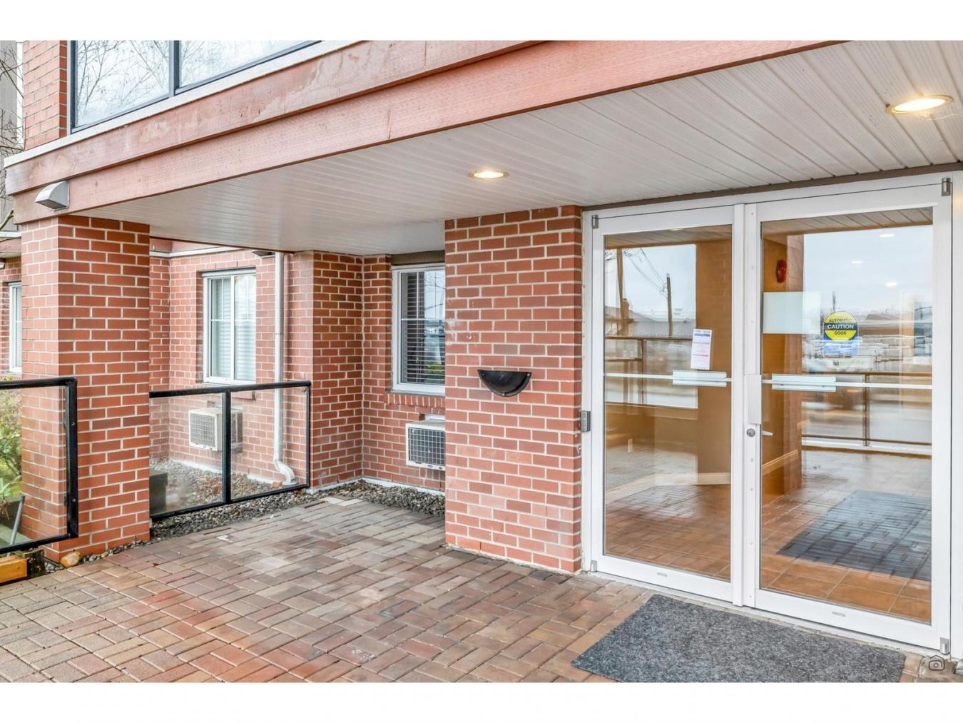 Langley, BC, V3A3X6, Canada, 2 Bedrooms Bedrooms, ,Residential,For Sale,1787022
