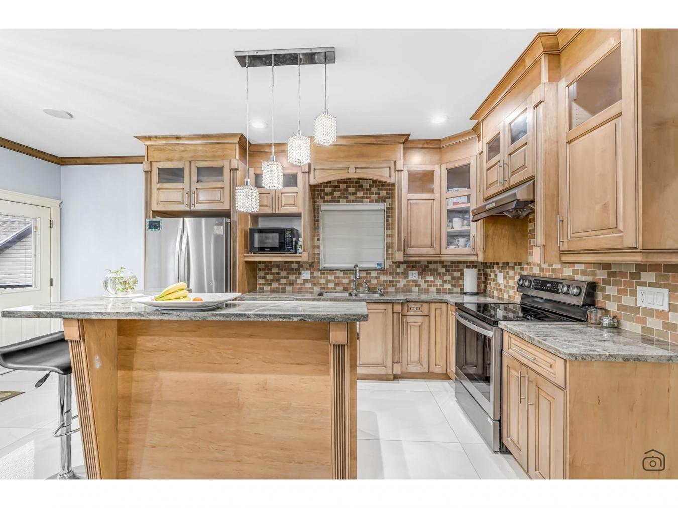 Surrey, BC, V3X2L5, Canada, 5 Bedrooms Bedrooms, ,Residential,For Sale,1787021